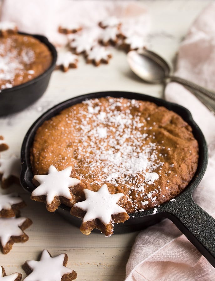 Cast Iron Holiday Cookie Skillet-Christmas Tree Cookie Pan-Baking Cookware  Oven