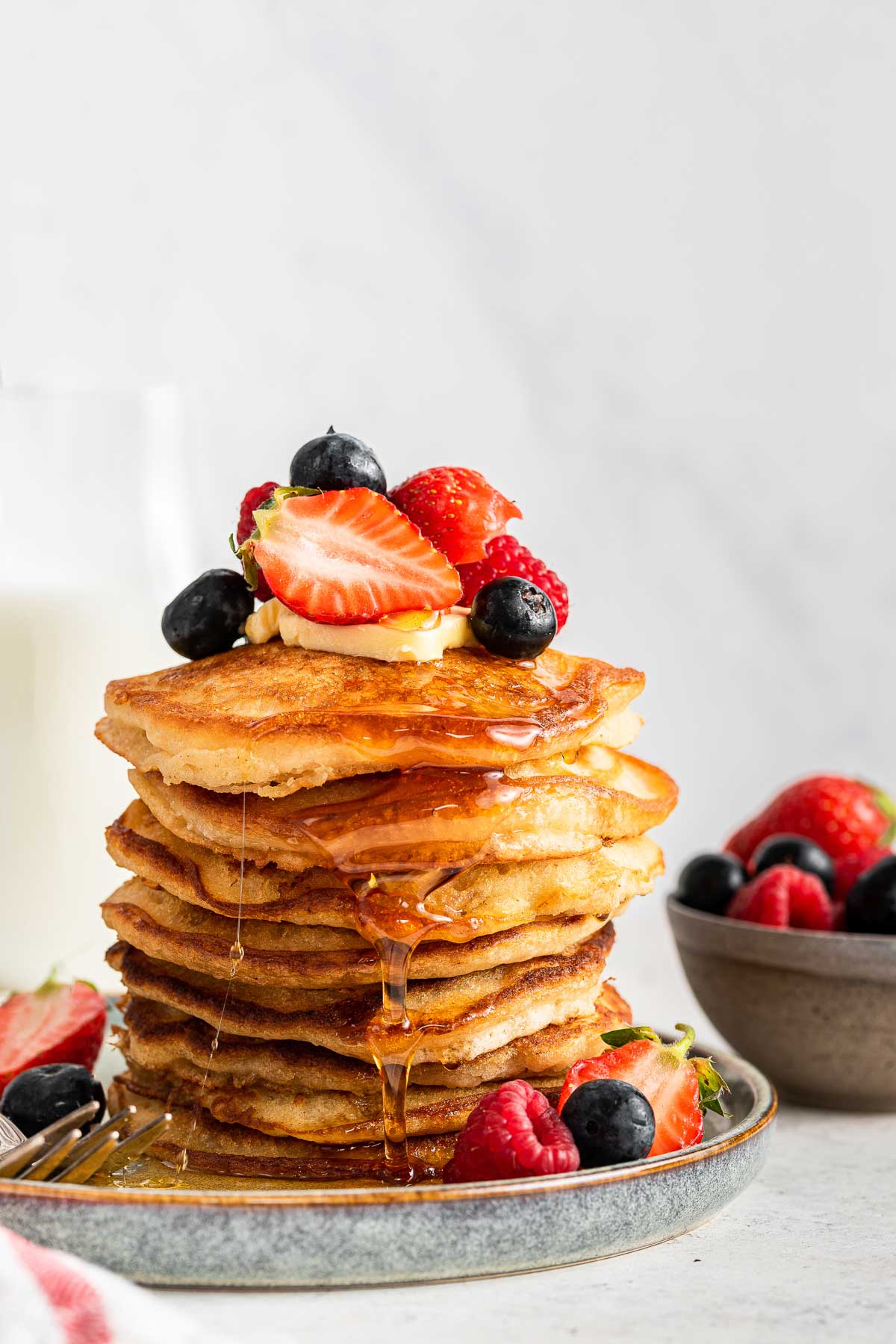 https://www.dessertfortwo.com/wp-content/uploads/2022/05/Eggless-Pancakes.jpg