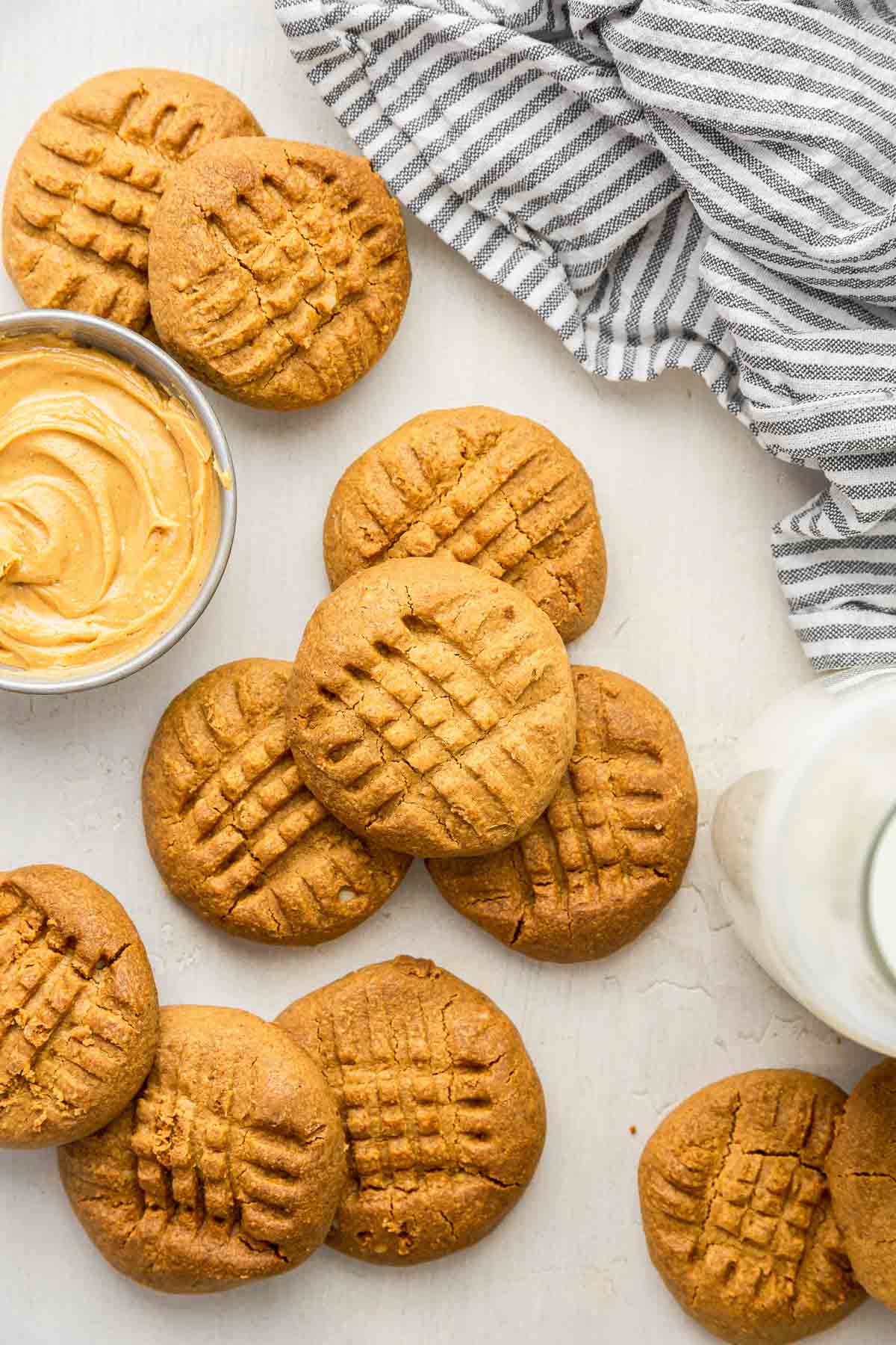 https://www.dessertfortwo.com/wp-content/uploads/2022/11/2-ingredient-peanut-butter-cookies-3.jpg